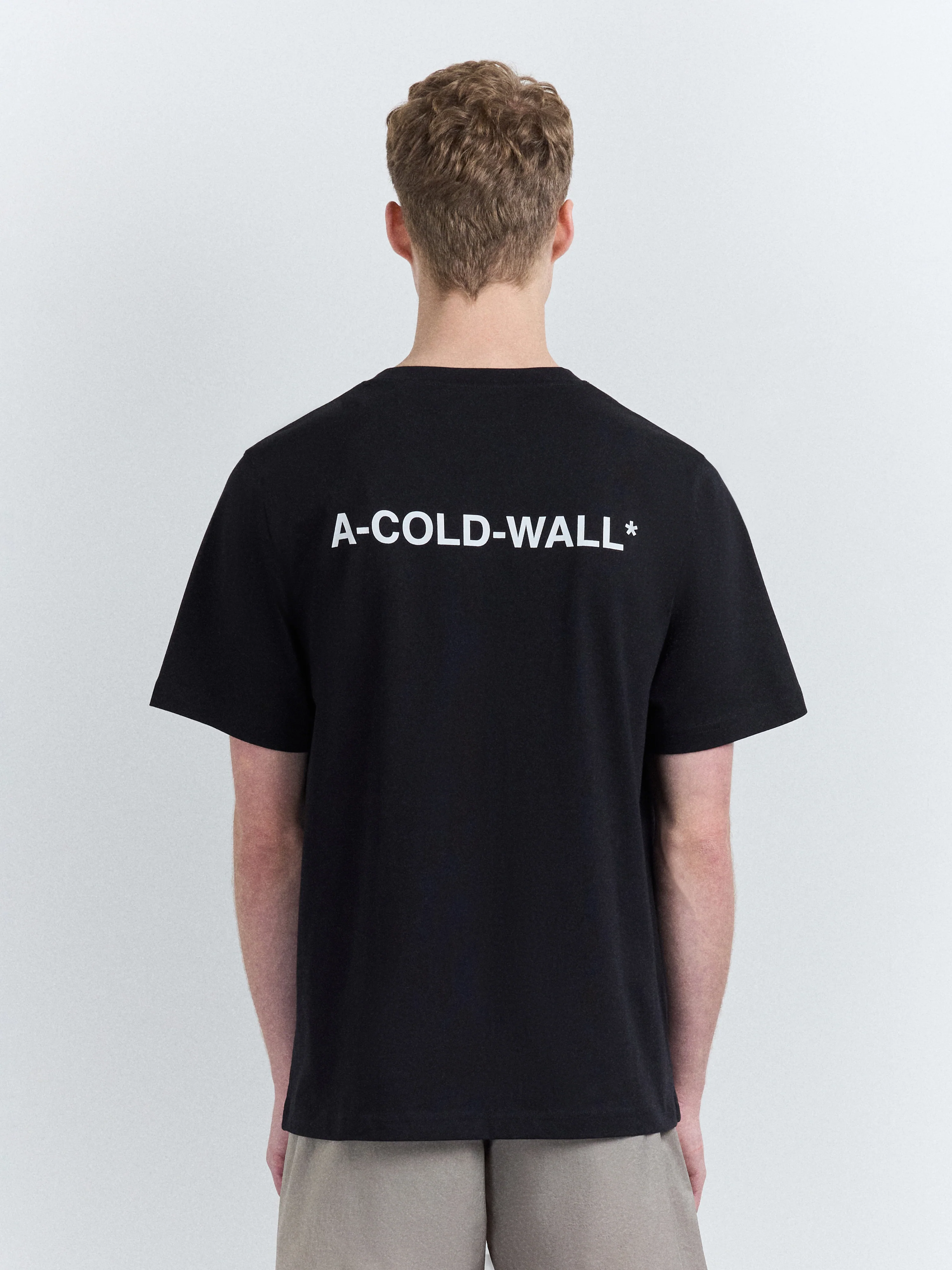 Follet Logo T-Shirt Black - Image 4