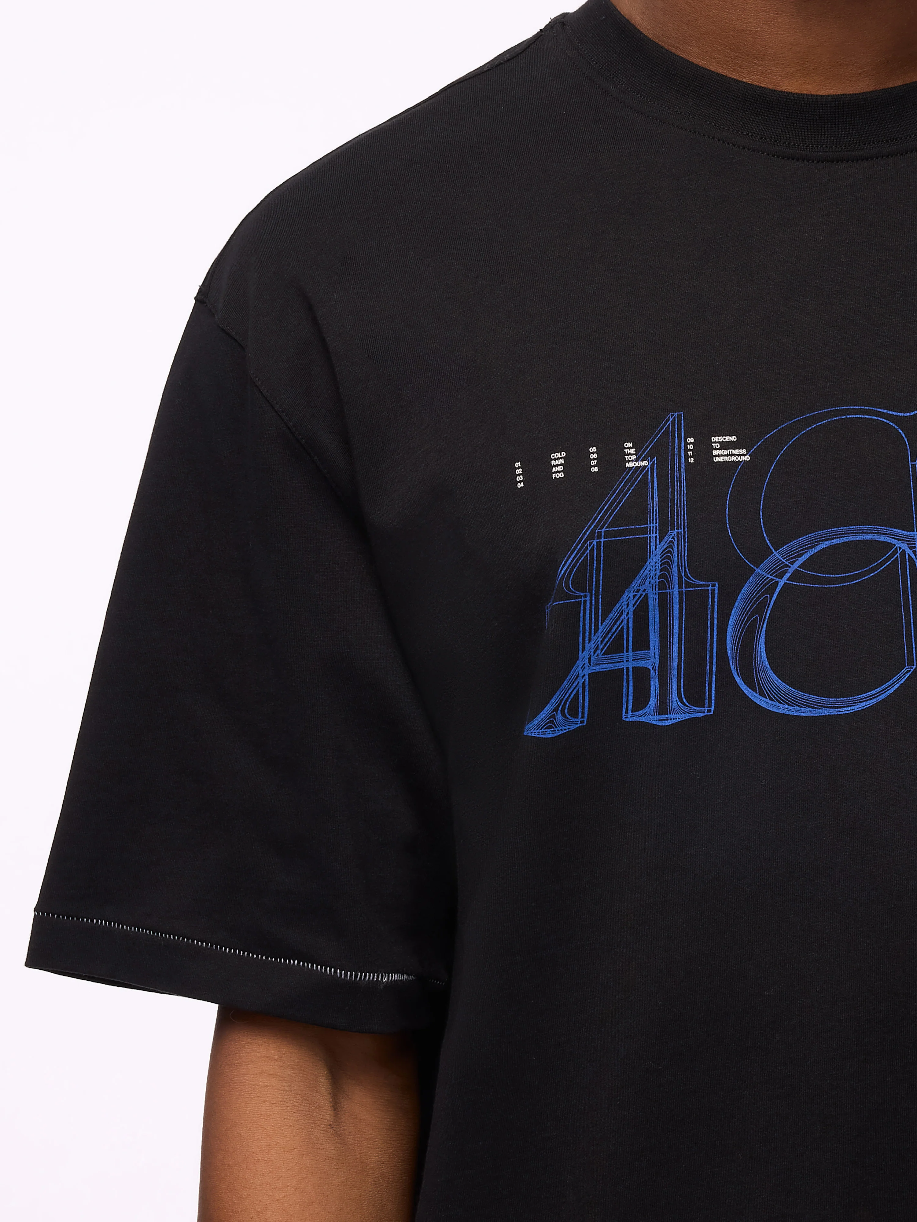 Serif T-Shirt Onyx - Image 6