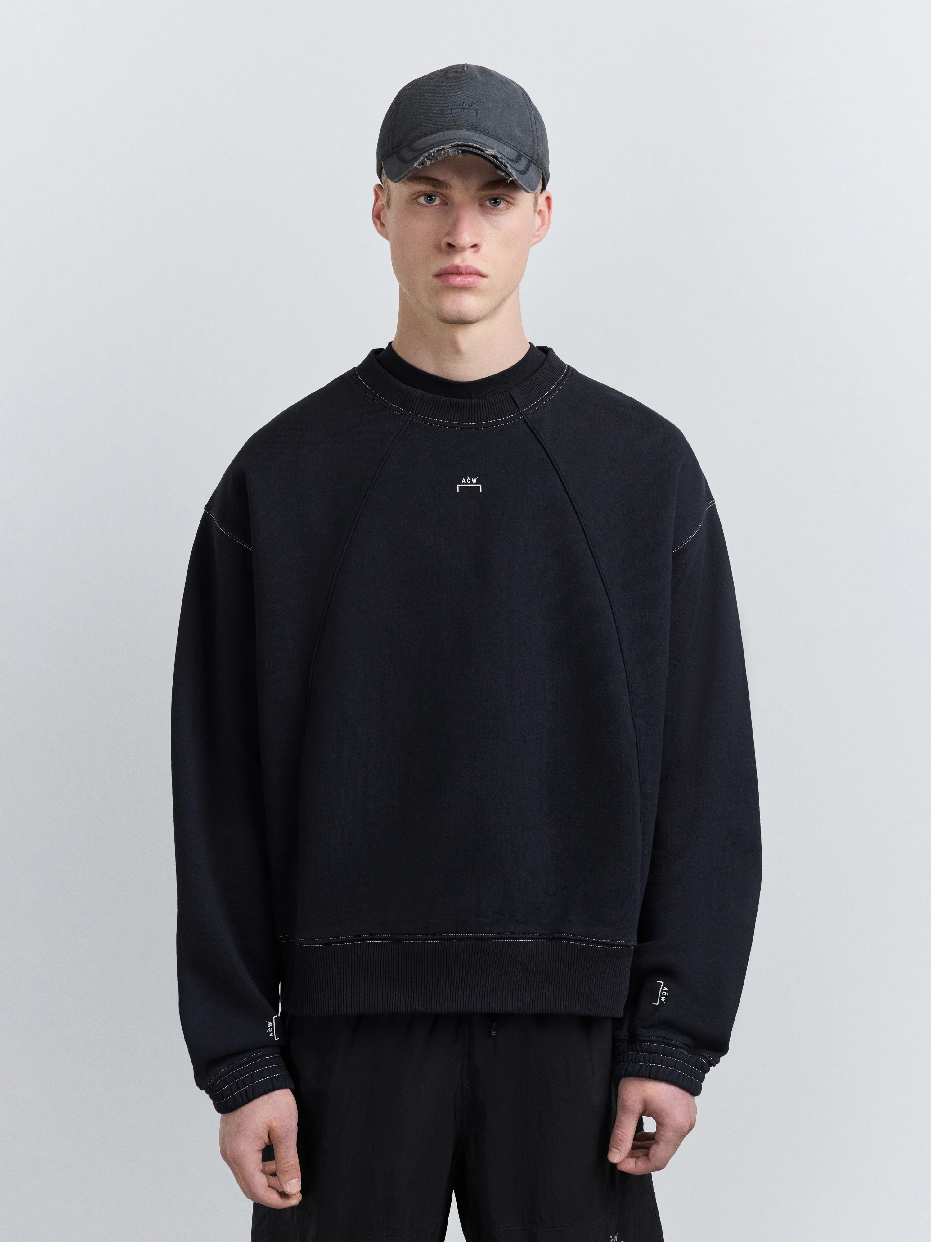 Millbank Crewneck Onyx - Image 5