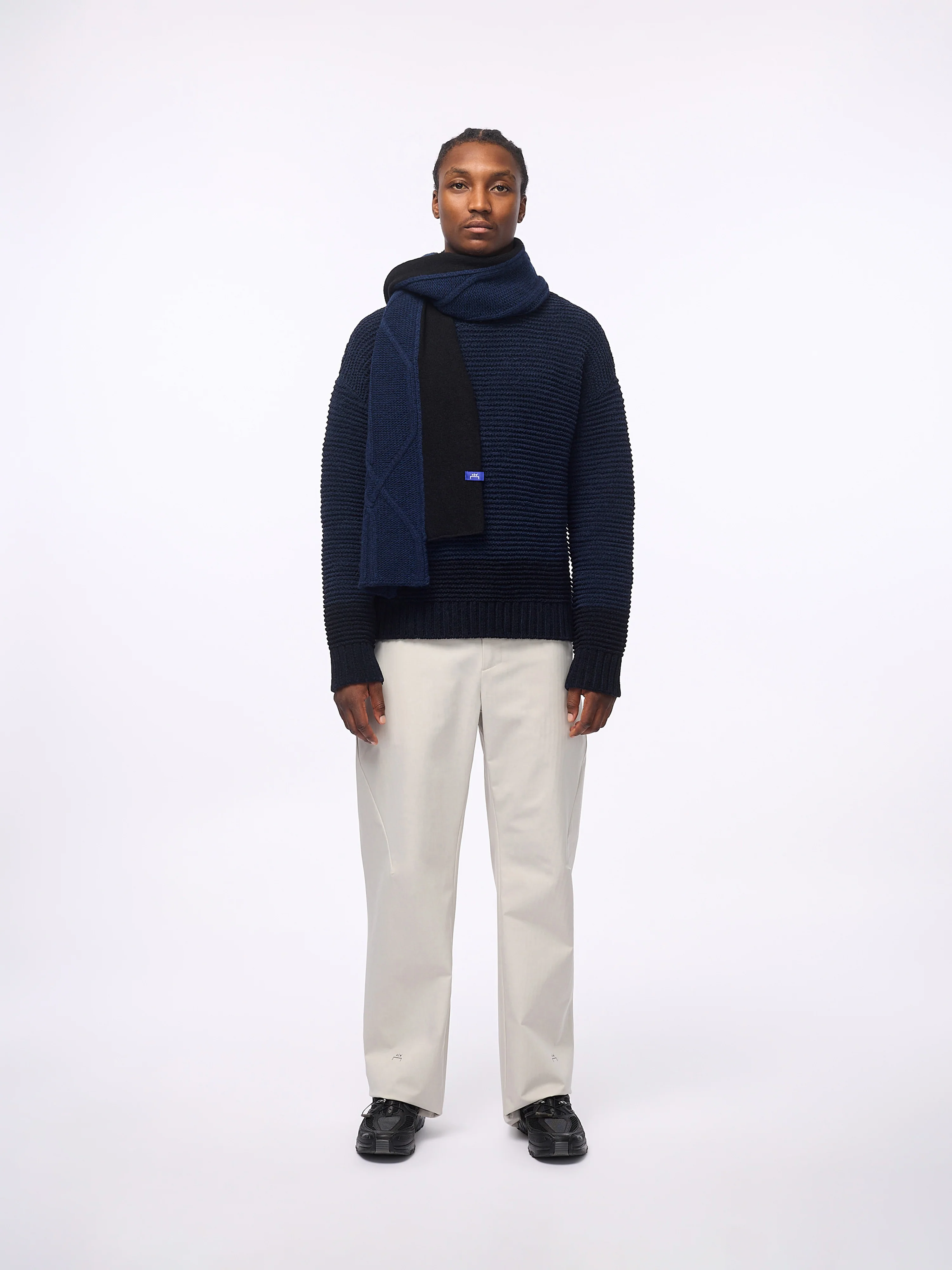 Ruptured Knit Scarf Midnight - Image 3