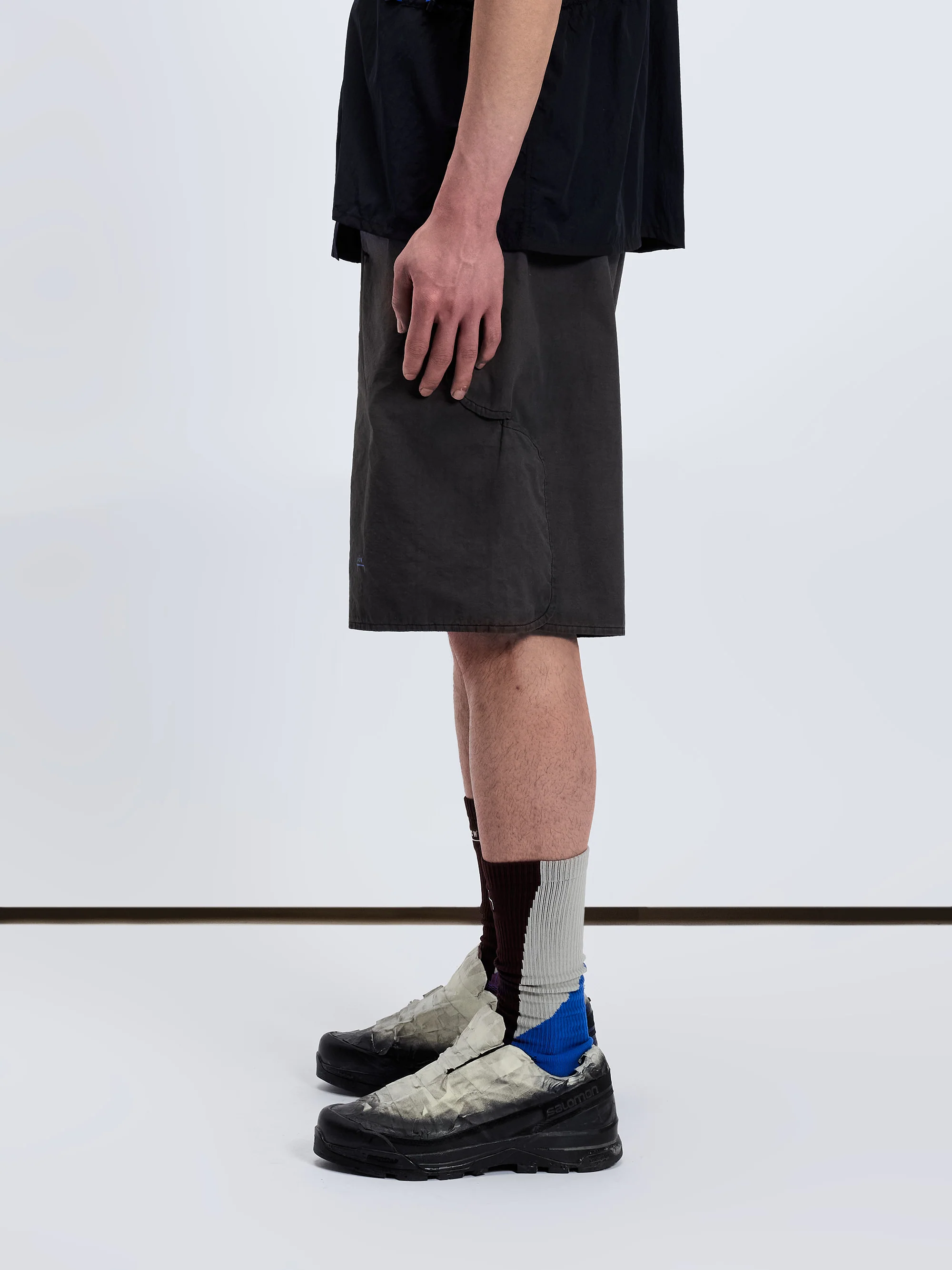 Form Short Onyx - Image 4