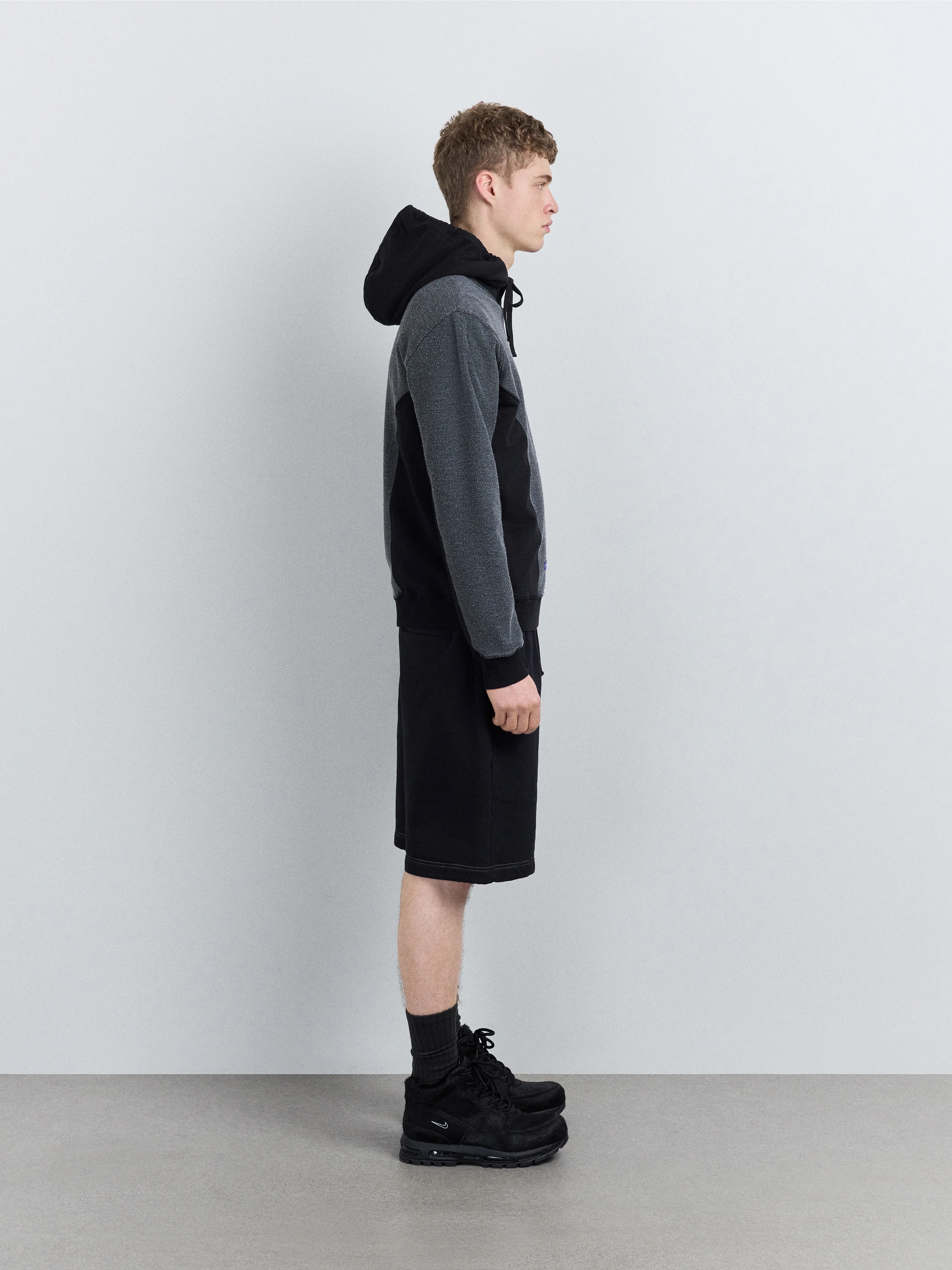 Margate Hoodie Onyx - Image 4