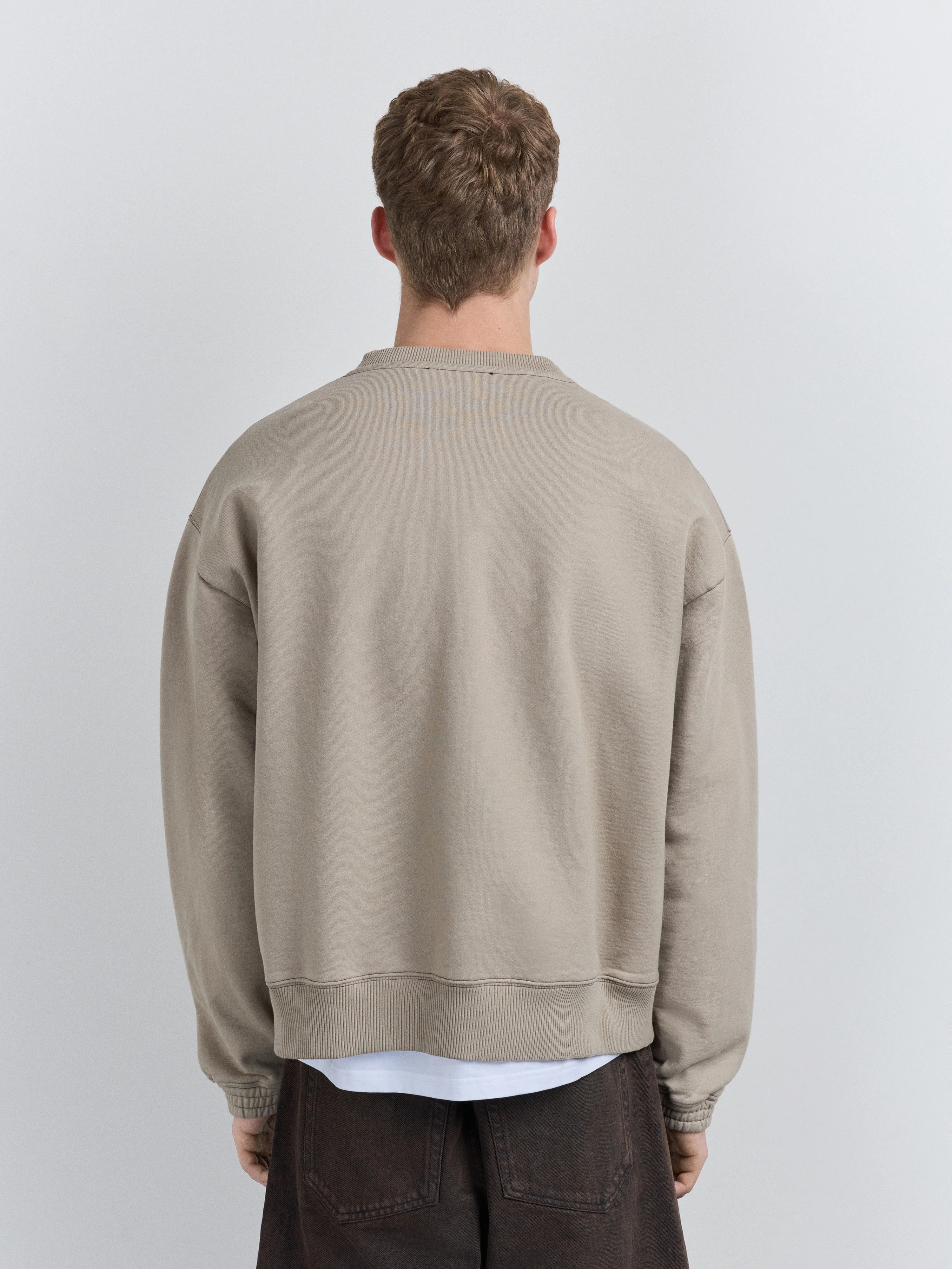 Millbank Crewneck Taupe - Image 6