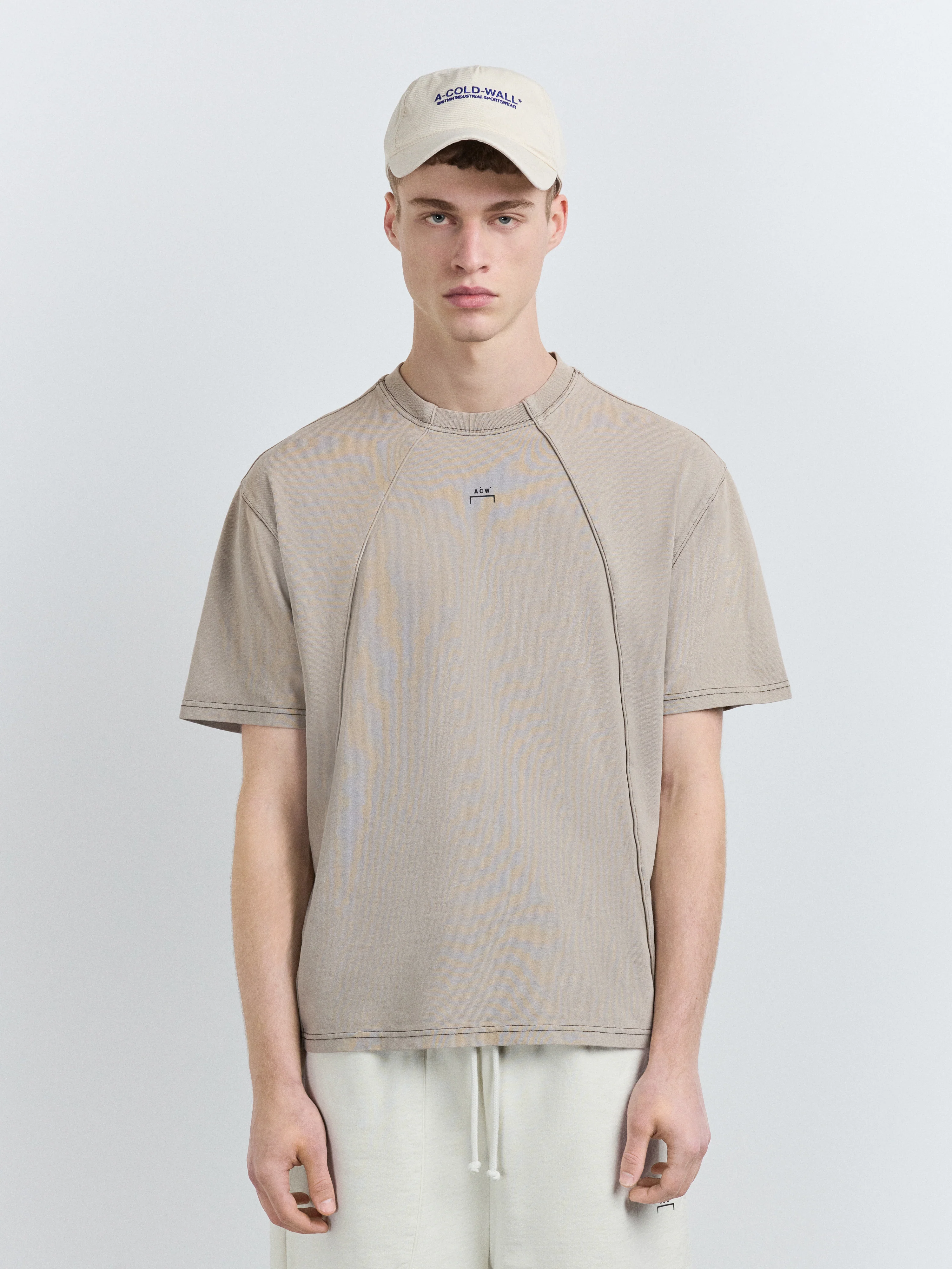 Millbank T-Shirt Taupe - Image 3