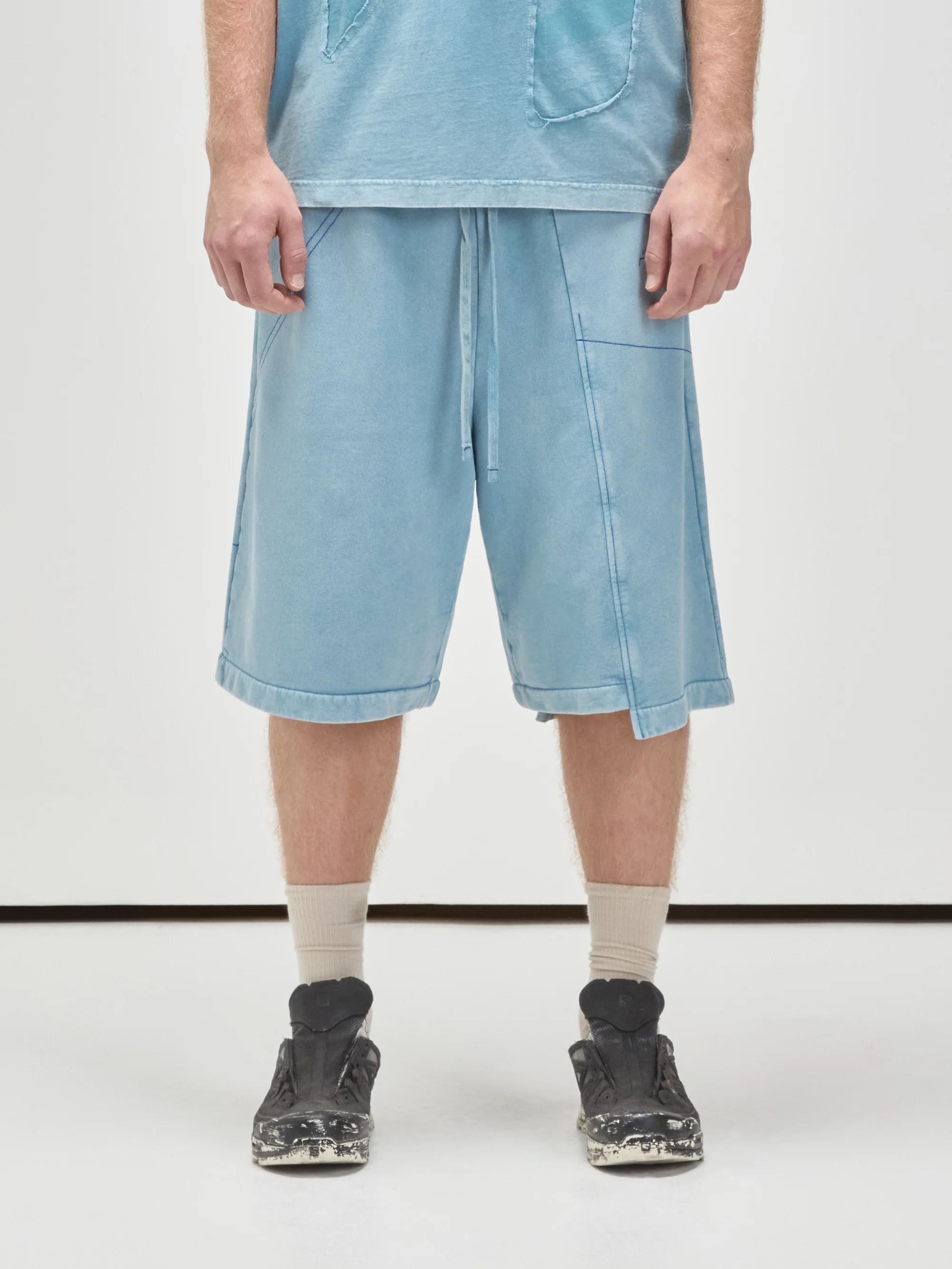 Oblique Shorts Tourmaline - Image 3