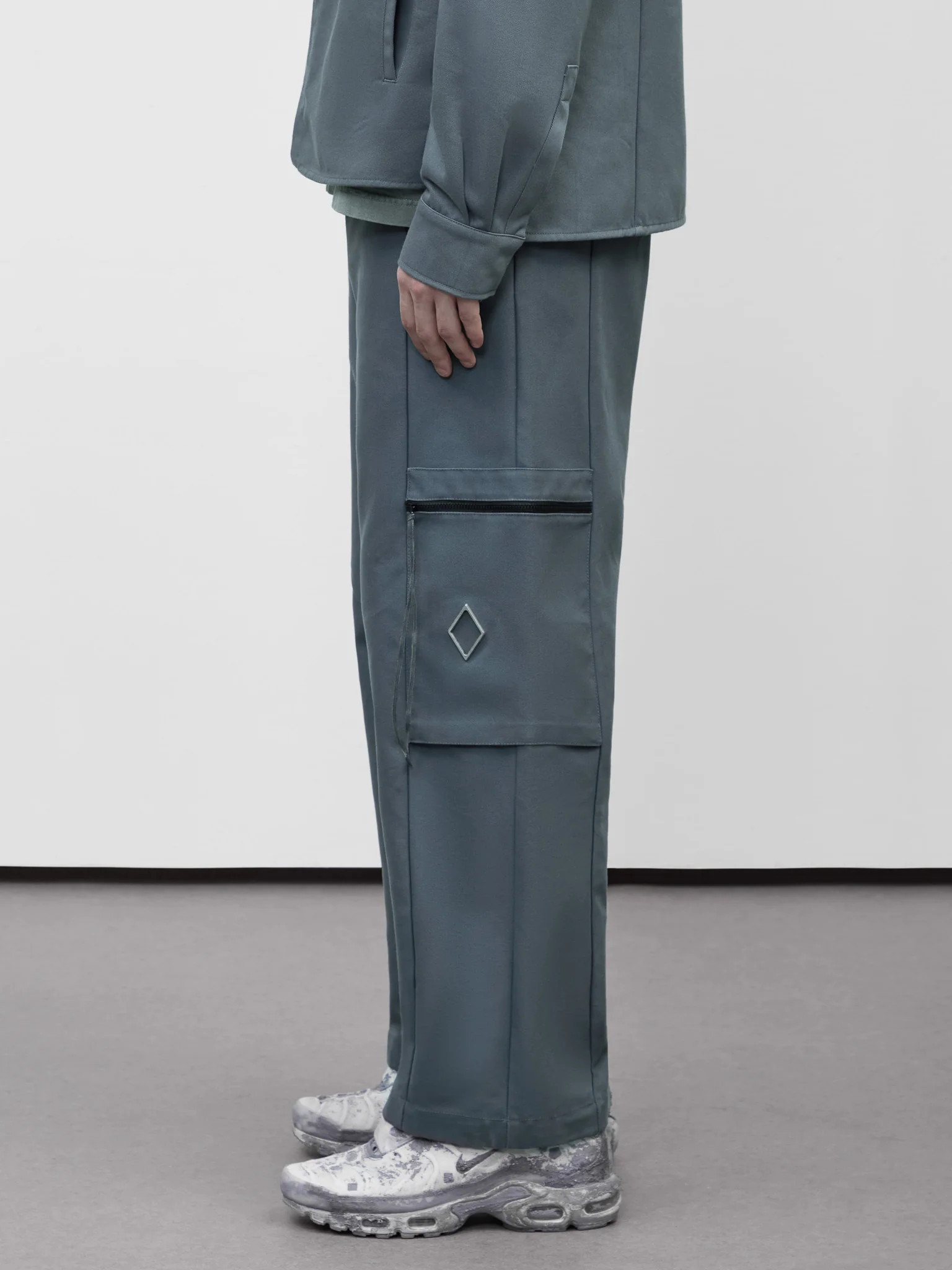 Stratum Cargo Pant - Image 4